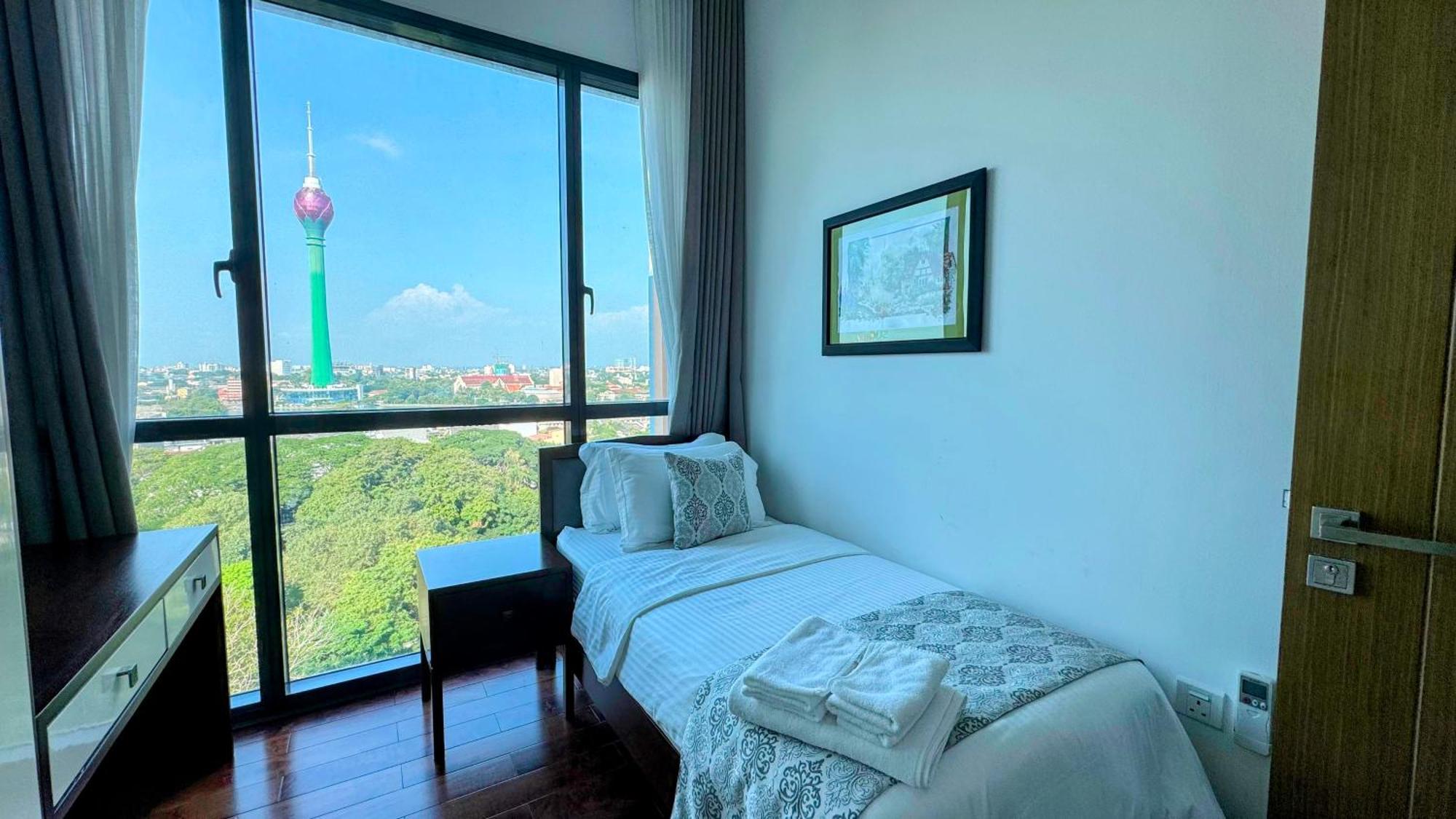Cosy Home In Heart Of Colombo At Capitol Twinpeaks. Екстер'єр фото
